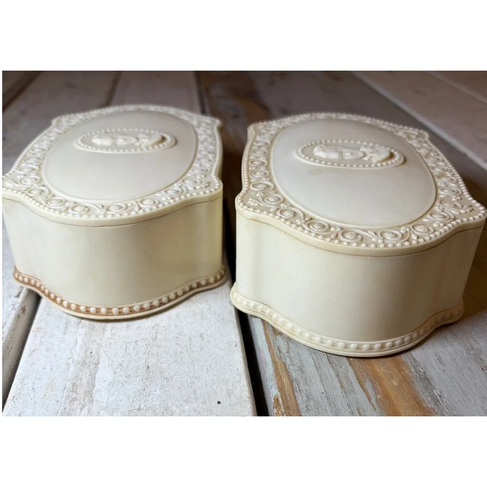 Set (2) Vintage LUXOR Vanity Trinket Dresser Boxes Cameo Design Molded Plastic